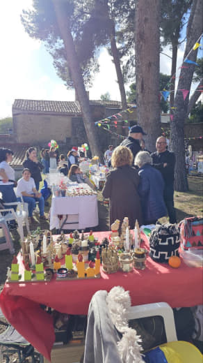 parte del mercadillo de primavera 2025