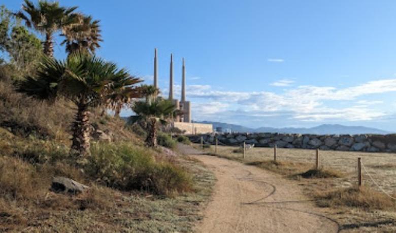 Platja del Fòrum a la desembocadura del Besòs