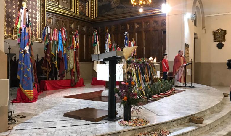 Benedicció de caramels a missa