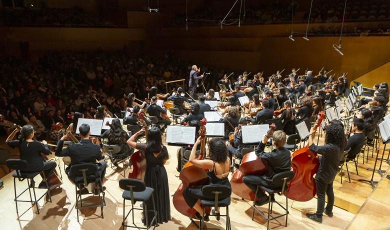 Concert de les Orquestres i Cors Socials VOZES