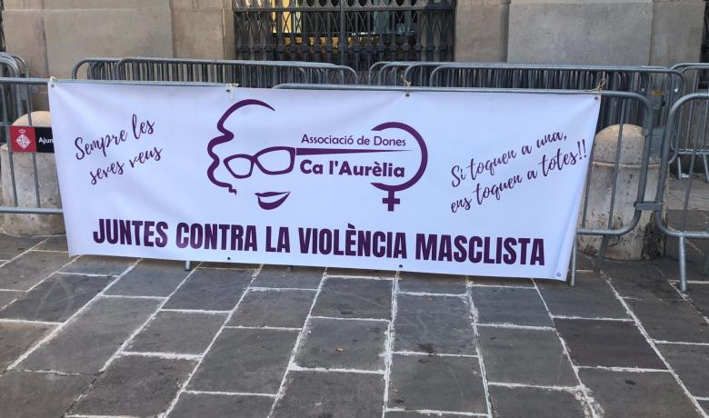 pancarta a plaça sant Jaume