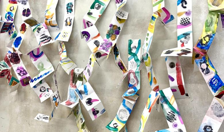 Activitat passada de la taca familiar. "la taca" com a fil conductor i creació..