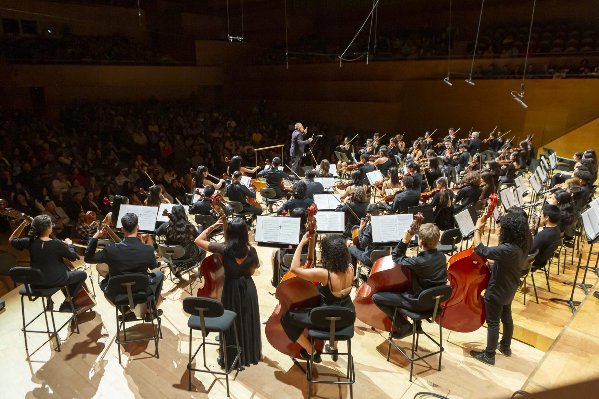 Concert de les Orquestres i Cors Socials VOZES