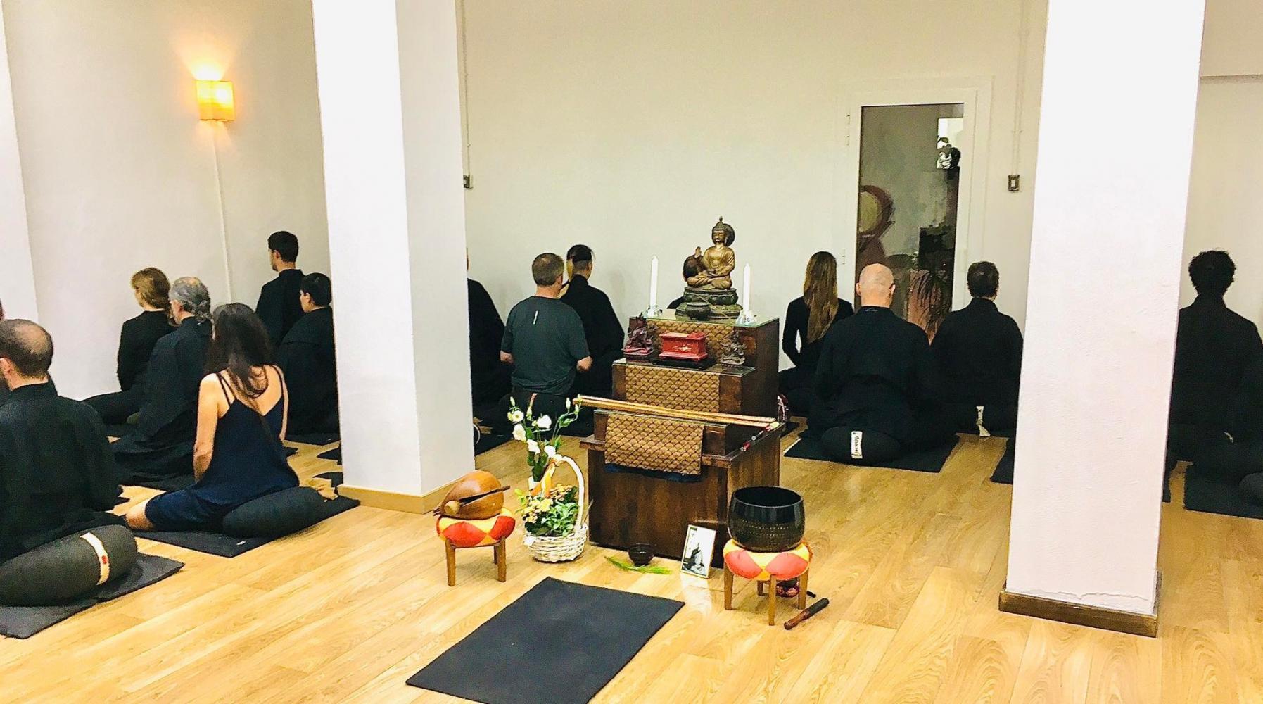meditació zen al temple zen de la Gran Via